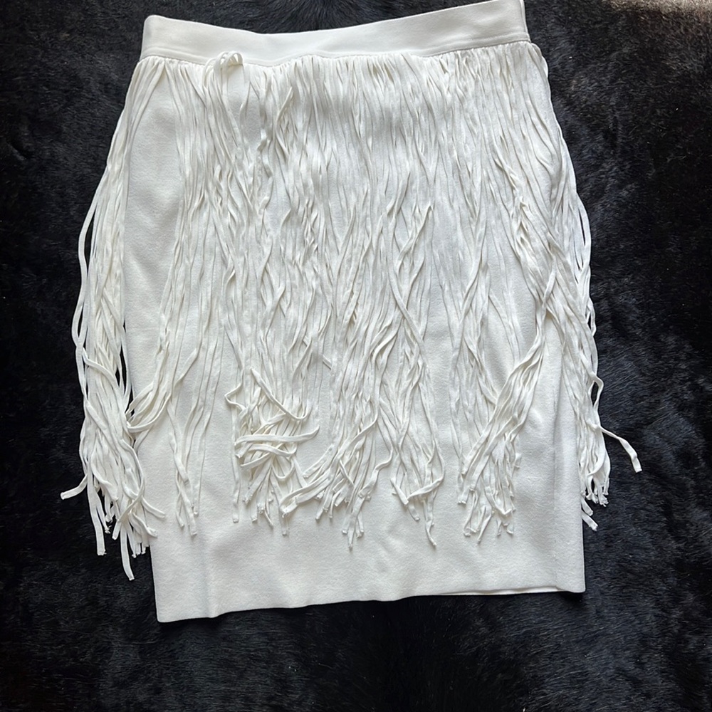 NWOT Elie Tahari white fringe mini skirt